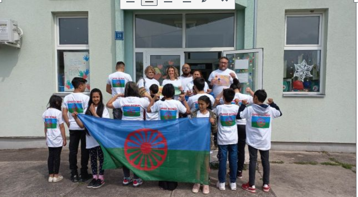 podizanjem romske zastave u distriktu brČko obiljeŽen svjetski dan roma